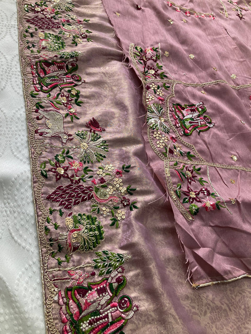 Soft Kanjiwarm Silk Lavender Color Beads Embroidery Work Saree