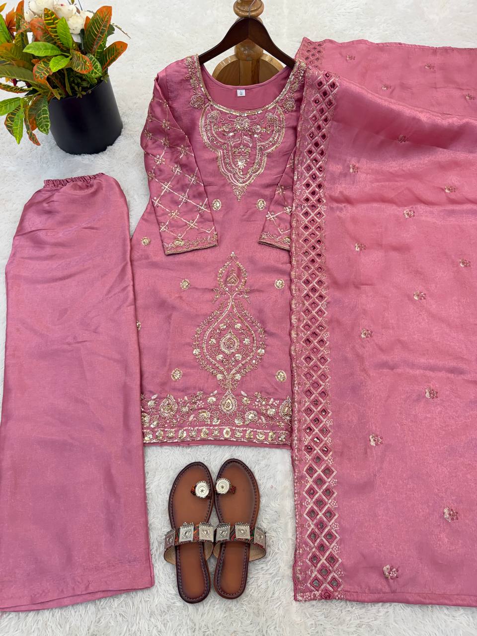 Pink Colour Heavy Embroidery Beads Kurta Plazzo Sets