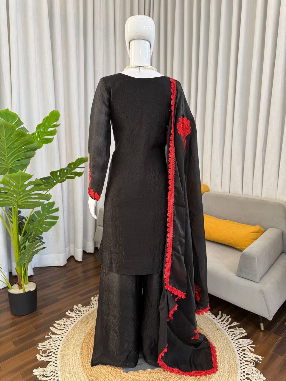 Black Colour Thread Sequnce Work Suit Set
