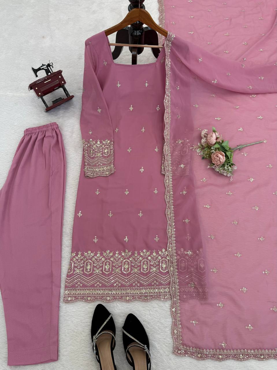 Korean Style Onion Color Gorgette Kurta Set With Dupatta
