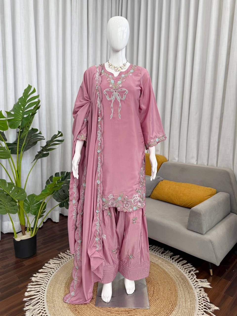 Onion Color Savage Natural crep Salwar Suit Set