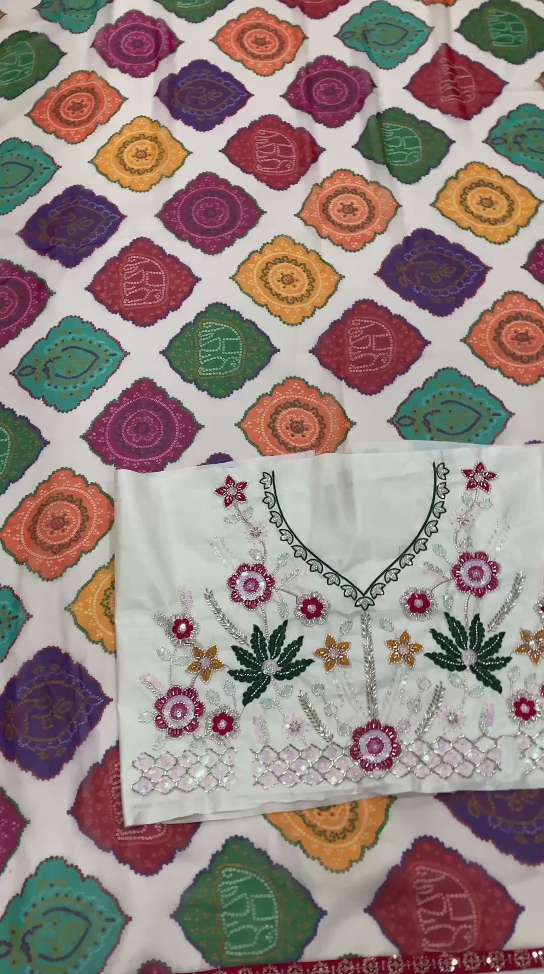 Georgette Fabric White Bandhej Print Saree